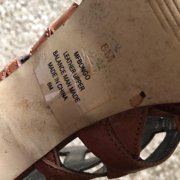 Marc Fisher Cage Heels - Picture 3 of 5